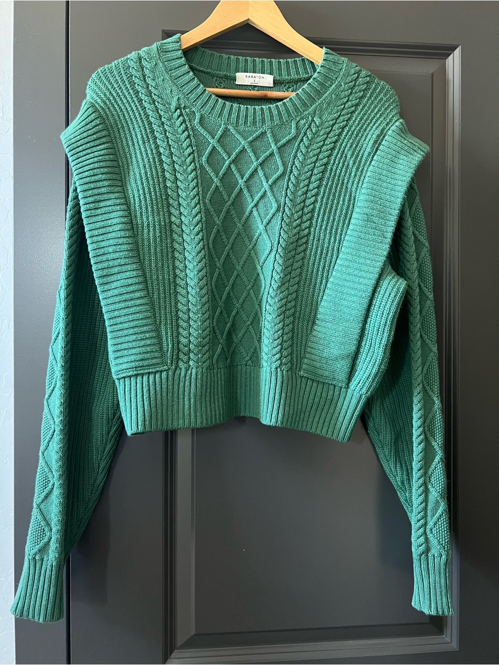 Aritzia 100% Wool Babaton Seek Sweater szS